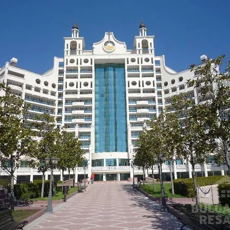 Sunset C4-17 アパート *