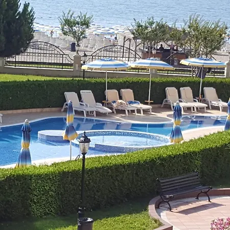 Sunset C4-17 アパート