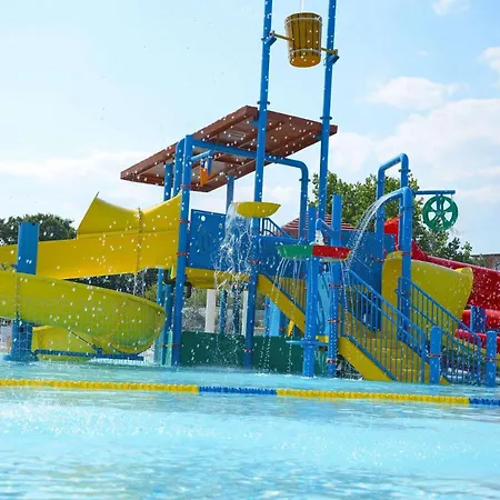 Sunset C4-17 アパート *