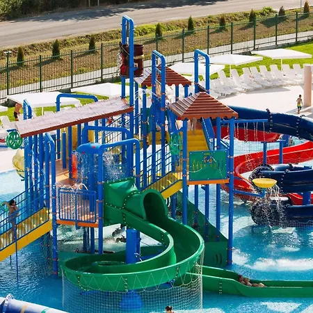 アパート Sunset C4-17 *