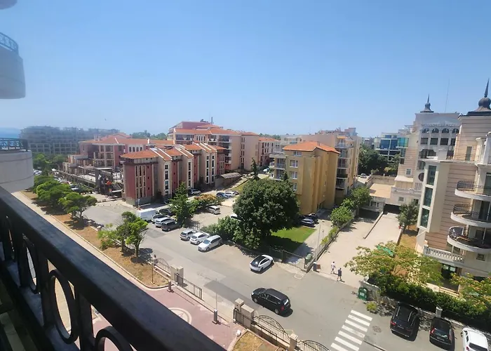 Sunset C4-17 公寓 *